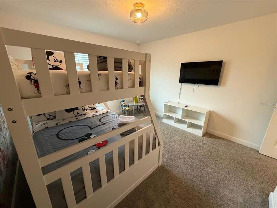 En Venta: $540,000 (4 camas, 3 baños, 1902 Pies cuadrados)