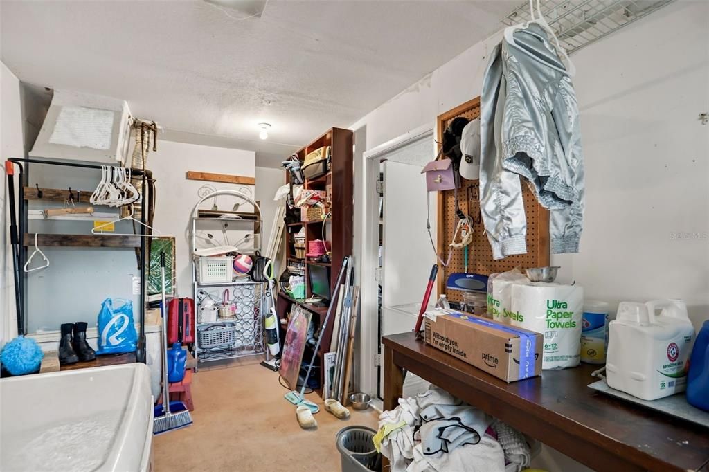 На продажу: $449,000 (4 спален, 2 ванн, 1852 Квадратных фут)