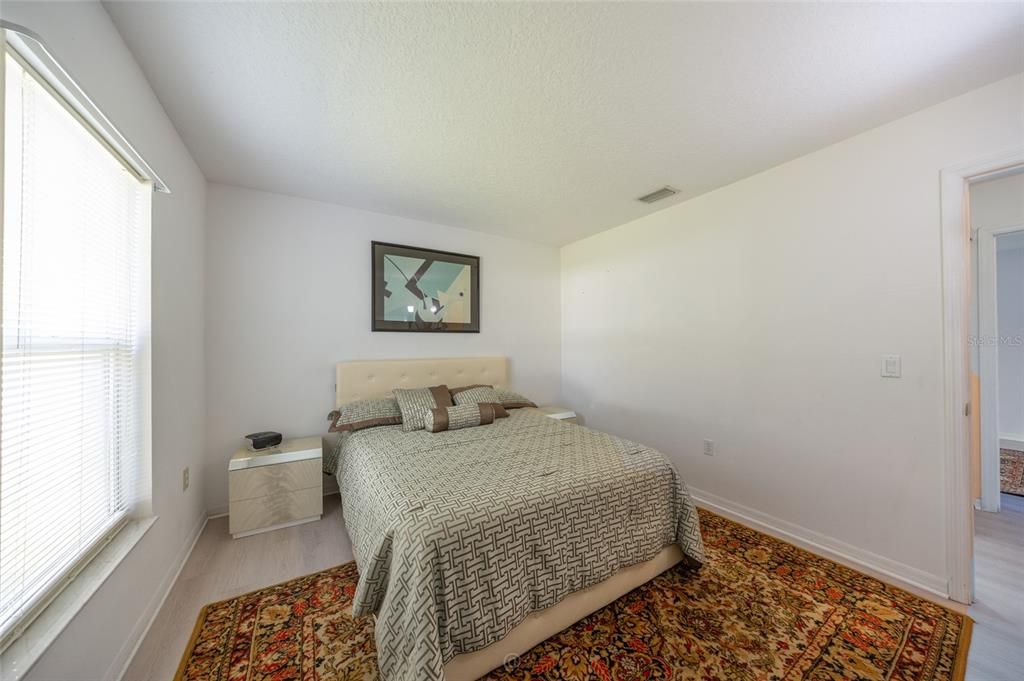 For Sale: $360,000 (3 beds, 2 baths, 2013 Square Feet)