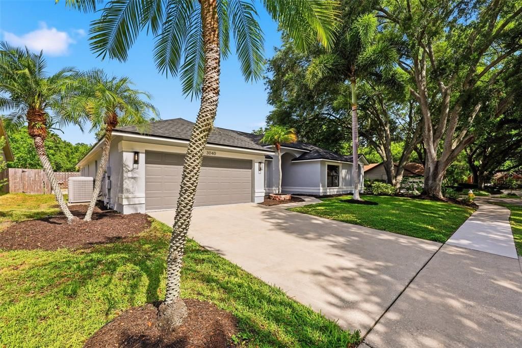 En Venta: $734,999 (5 camas, 3 baños, 2492 Pies cuadrados)