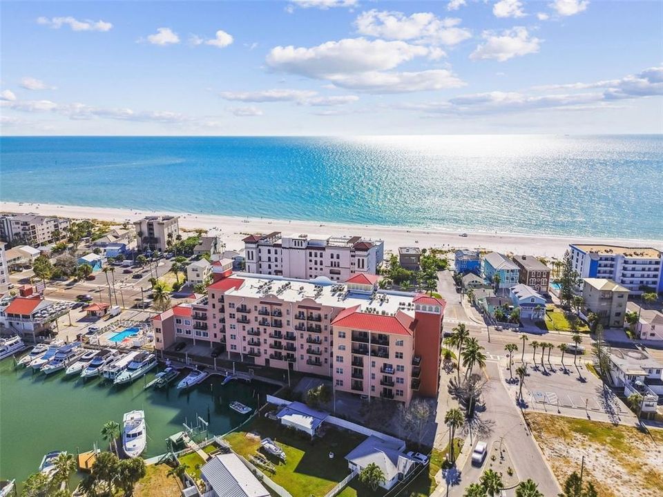 En Venta: $487,500 (2 camas, 1 baños, 770 Pies cuadrados)