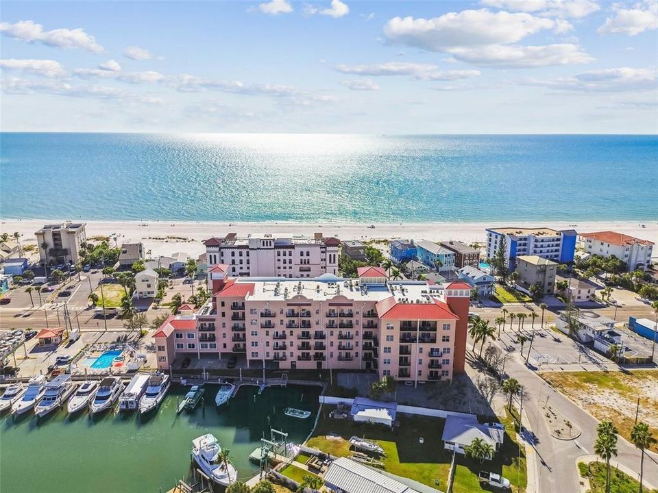 En Venta: $487,500 (2 camas, 1 baños, 770 Pies cuadrados)