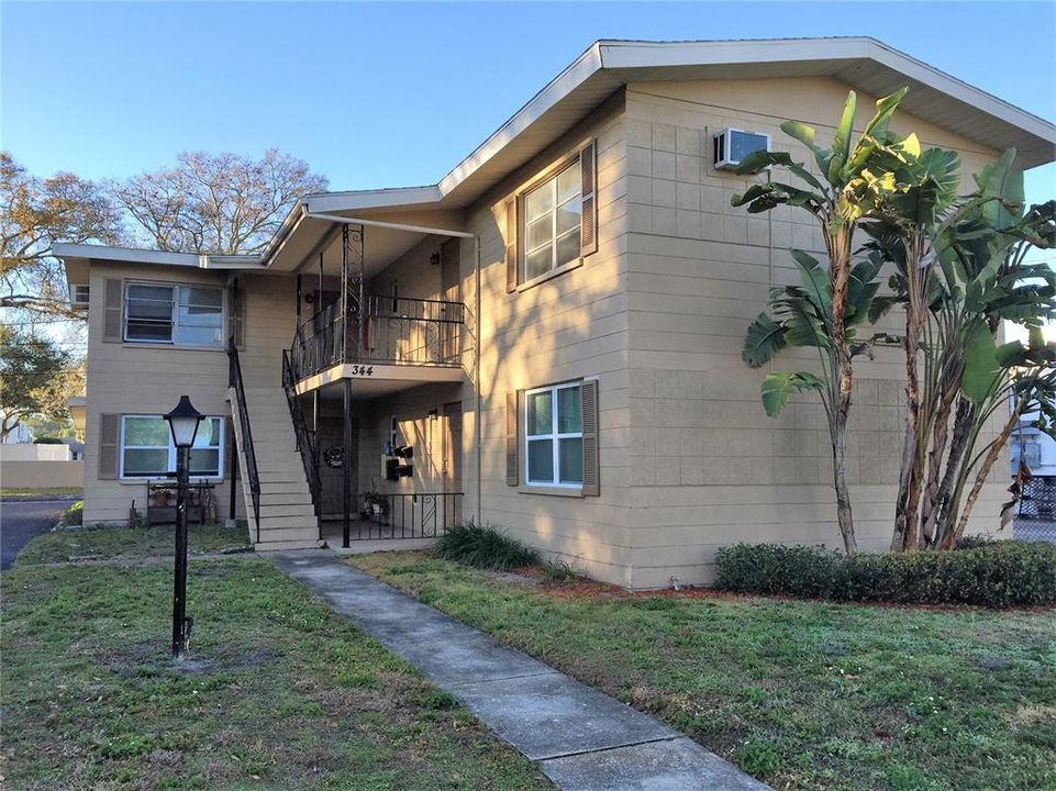 For Rent: $1,575 (1 beds, 1 baths, 650 Square Feet)