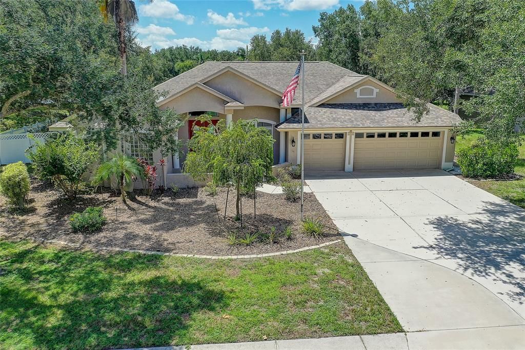 For Sale: $725,000 (5 beds, 2 baths, 2449 Square Feet)