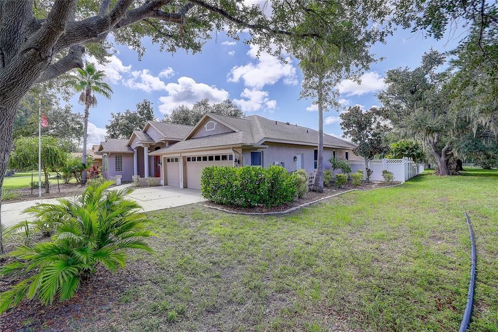 For Sale: $725,000 (5 beds, 2 baths, 2449 Square Feet)