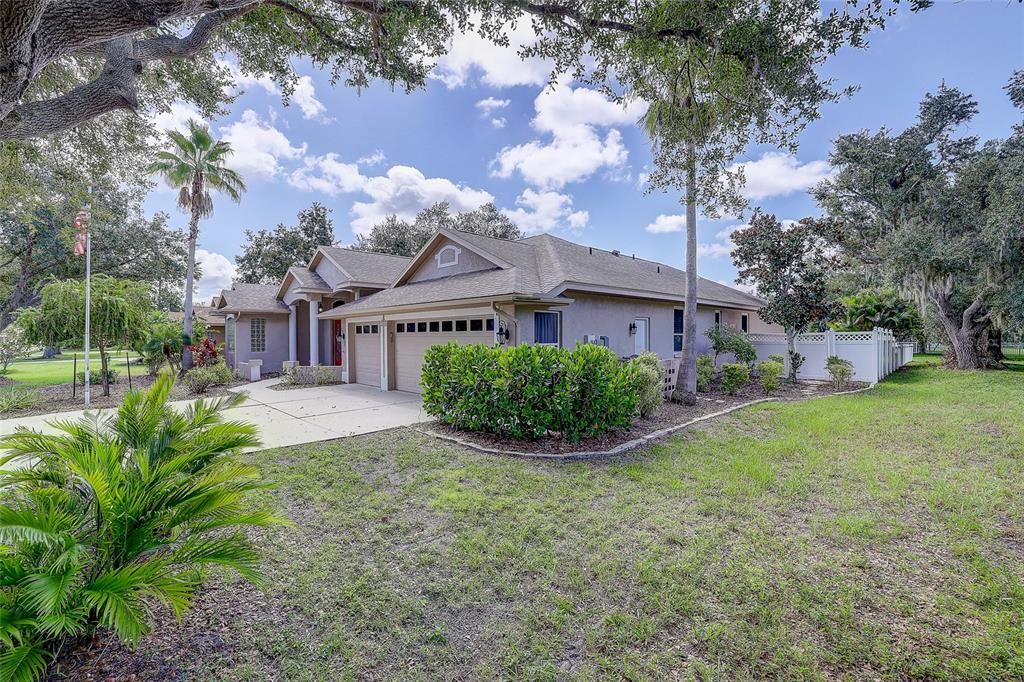 For Sale: $725,000 (5 beds, 2 baths, 2449 Square Feet)