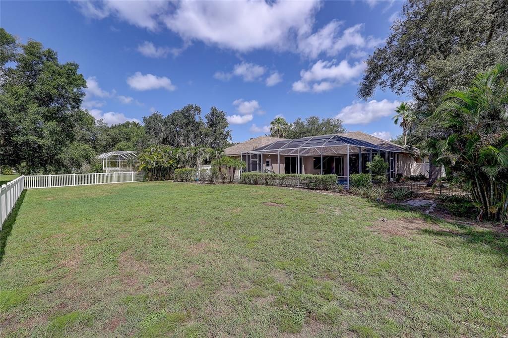 For Sale: $725,000 (5 beds, 2 baths, 2449 Square Feet)