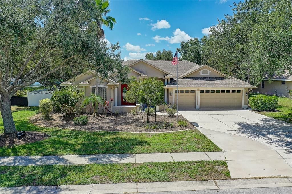 For Sale: $725,000 (5 beds, 2 baths, 2449 Square Feet)