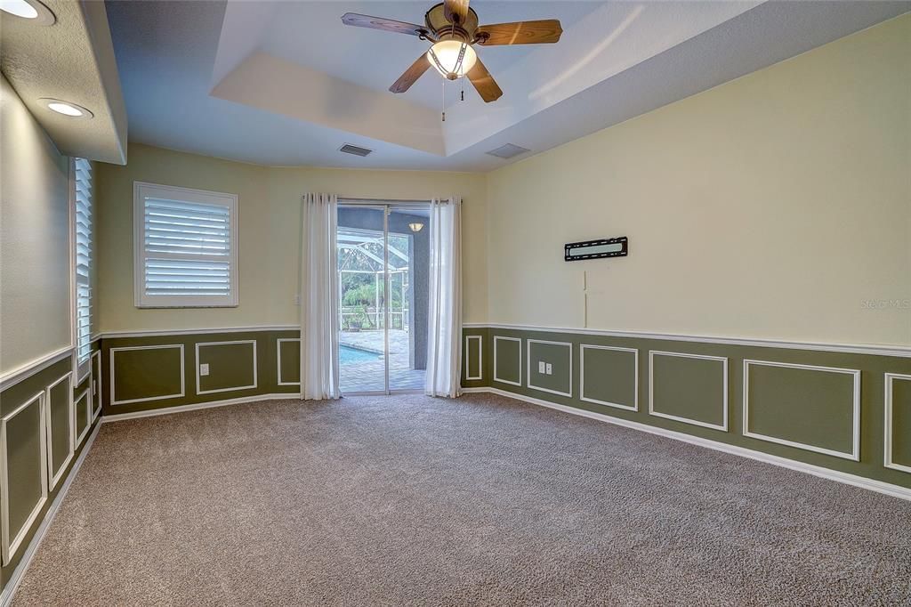 For Sale: $725,000 (5 beds, 2 baths, 2449 Square Feet)