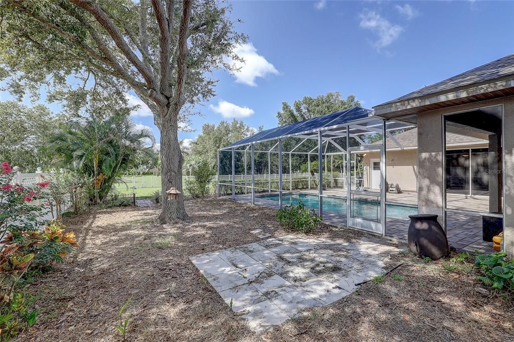 For Sale: $725,000 (5 beds, 2 baths, 2449 Square Feet)