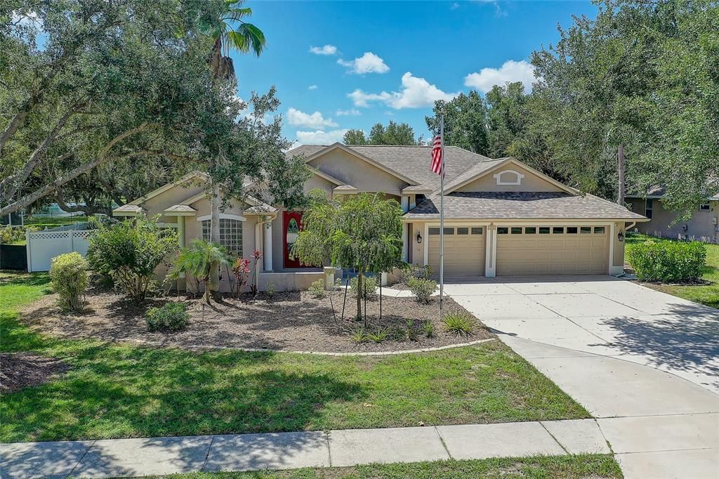 For Sale: $725,000 (5 beds, 2 baths, 2449 Square Feet)