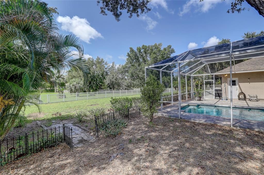 For Sale: $725,000 (5 beds, 2 baths, 2449 Square Feet)