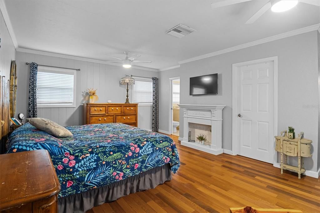 For Sale: $515,000 (4 beds, 4 baths, 2236 Square Feet)