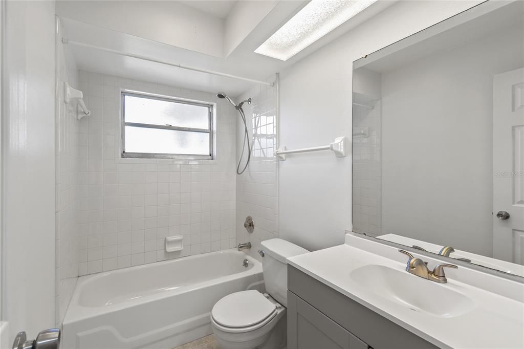 For Rent: $1,799 (3 beds, 2 baths, 1392 Square Feet)