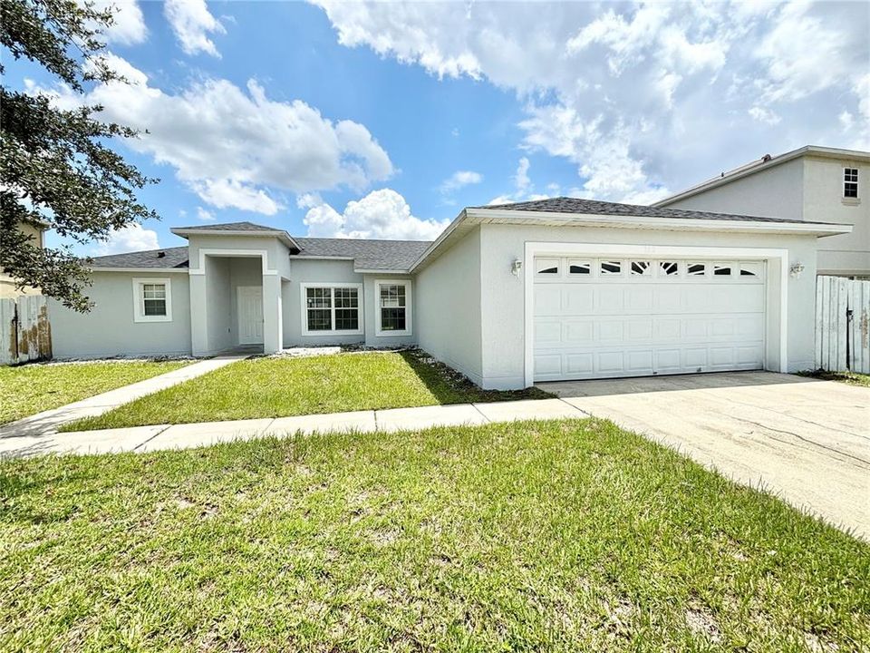 For Rent: $1,850 (3 beds, 2 baths, 1438 Square Feet)