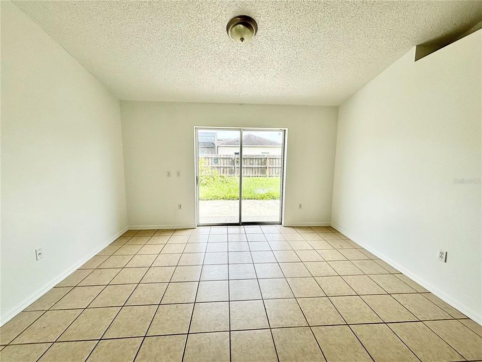 For Rent: $1,850 (3 beds, 2 baths, 1438 Square Feet)