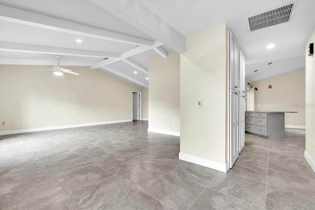 На продажу: $525,000 (3 спален, 2 ванн, 2097 Квадратных фут)