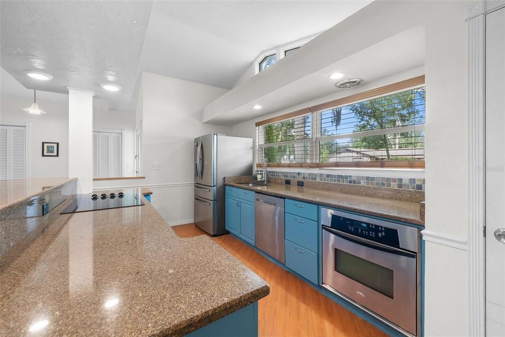 En Venta: $375,000 (3 camas, 2 baños, 1658 Pies cuadrados)
