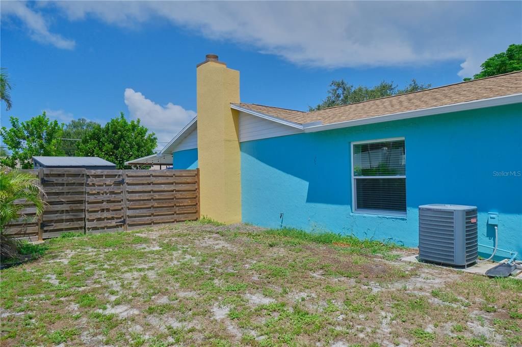 Activo con contrato: $650,000 (3 camas, 2 baños, 1834 Pies cuadrados)