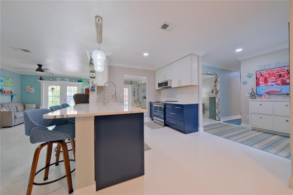 Activo con contrato: $650,000 (3 camas, 2 baños, 1834 Pies cuadrados)