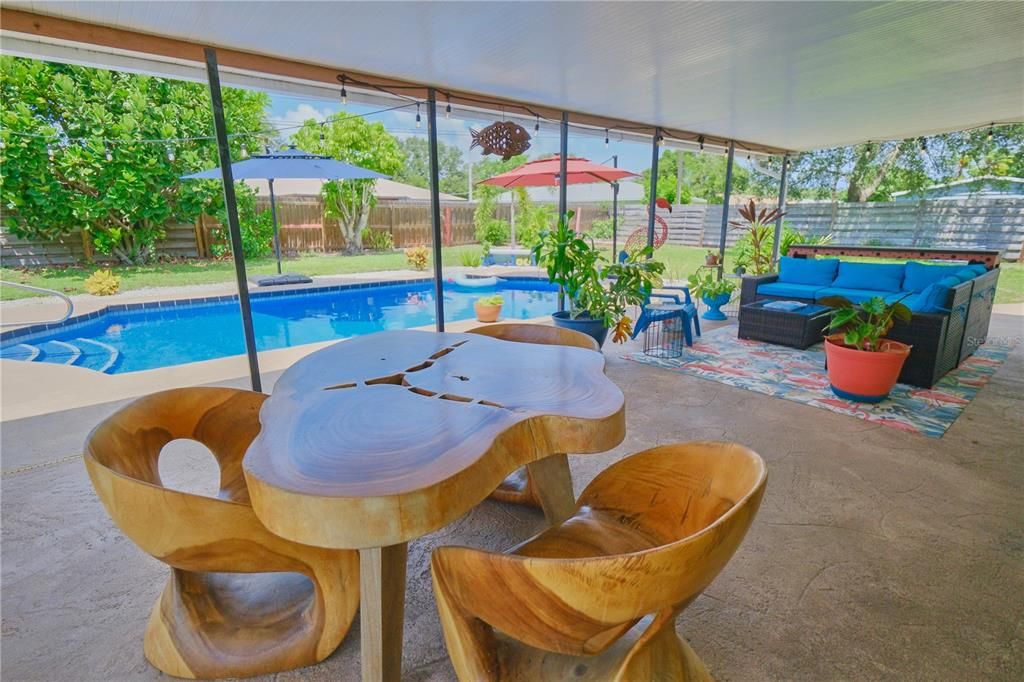 Activo con contrato: $650,000 (3 camas, 2 baños, 1834 Pies cuadrados)