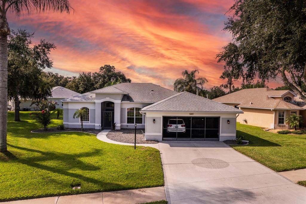 For Sale: $325,000 (3 beds, 2 baths, 1991 Square Feet)