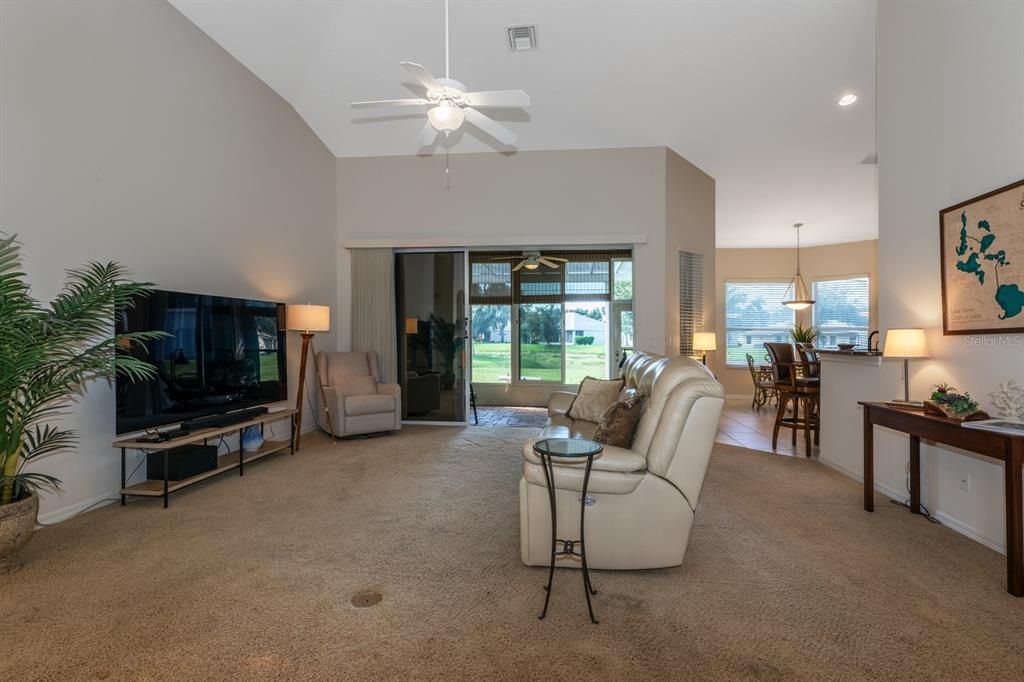 For Sale: $325,000 (3 beds, 2 baths, 1991 Square Feet)