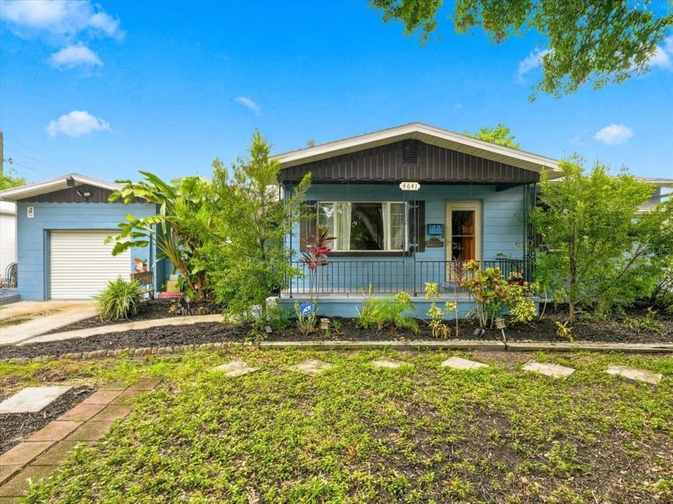 En Venta: $460,000 (2 camas, 2 baños, 1411 Pies cuadrados)