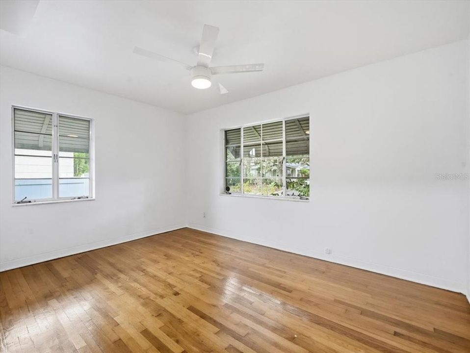 En Venta: $460,000 (2 camas, 2 baños, 1411 Pies cuadrados)