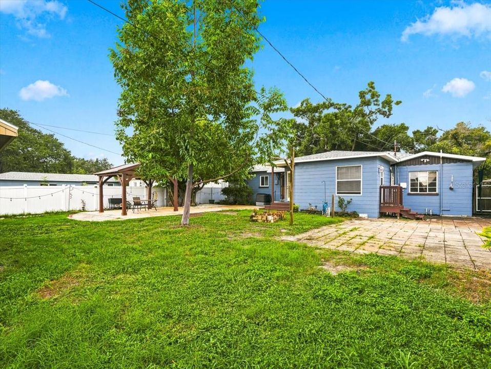 En Venta: $460,000 (2 camas, 2 baños, 1411 Pies cuadrados)