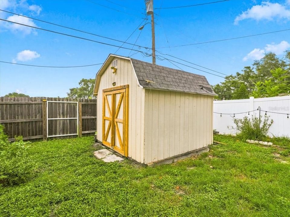 En Venta: $460,000 (2 camas, 2 baños, 1411 Pies cuadrados)