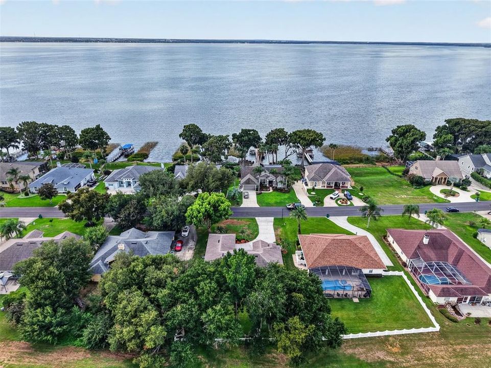 На продажу: $425,000 (3 спален, 2 ванн, 2050 Квадратных фут)