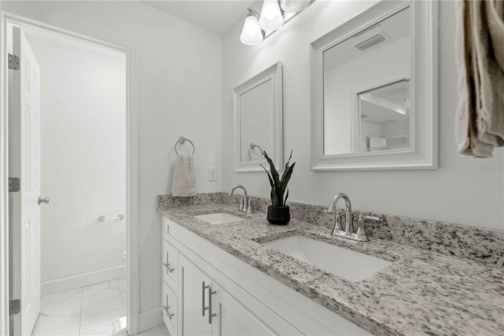 En Venta: $249,999 (3 camas, 2 baños, 1439 Pies cuadrados)