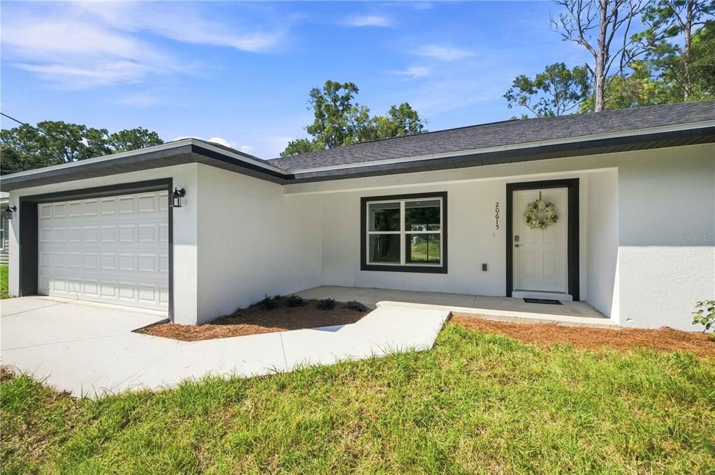 En Venta: $249,999 (3 camas, 2 baños, 1439 Pies cuadrados)