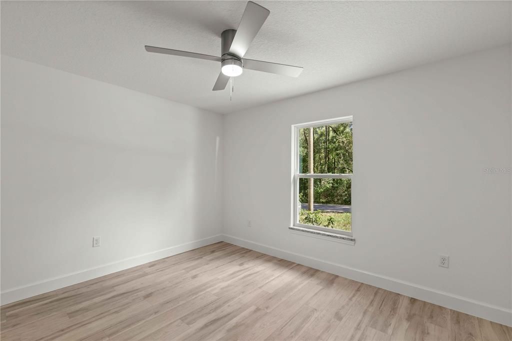 En Venta: $249,999 (3 camas, 2 baños, 1439 Pies cuadrados)