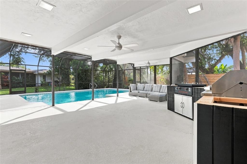 Active With Contract: $649,000 (3 beds, 2 baths, 1794 Square Feet)