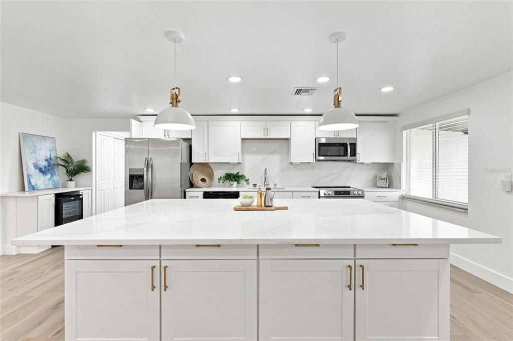 Active With Contract: $649,000 (3 beds, 2 baths, 1794 Square Feet)