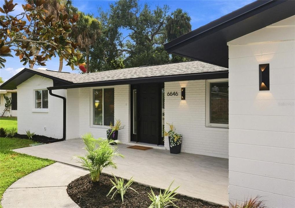 Active With Contract: $649,000 (3 beds, 2 baths, 1794 Square Feet)