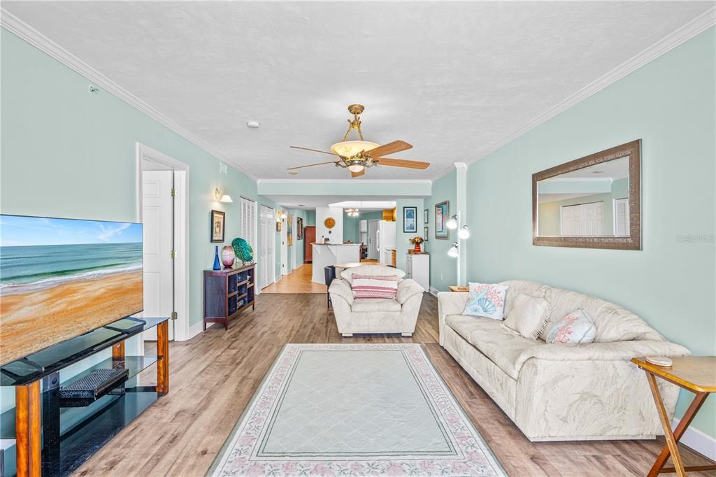 For Sale: $609,000 (3 beds, 3 baths, 1884 Square Feet)