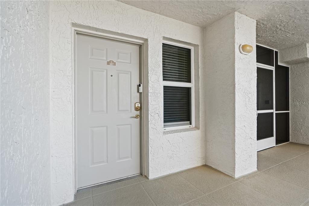 For Sale: $609,000 (3 beds, 3 baths, 1884 Square Feet)