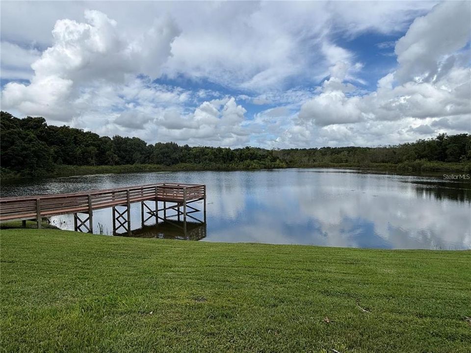 For Sale: $159,900 (2 beds, 2 baths, 1601 Square Feet)