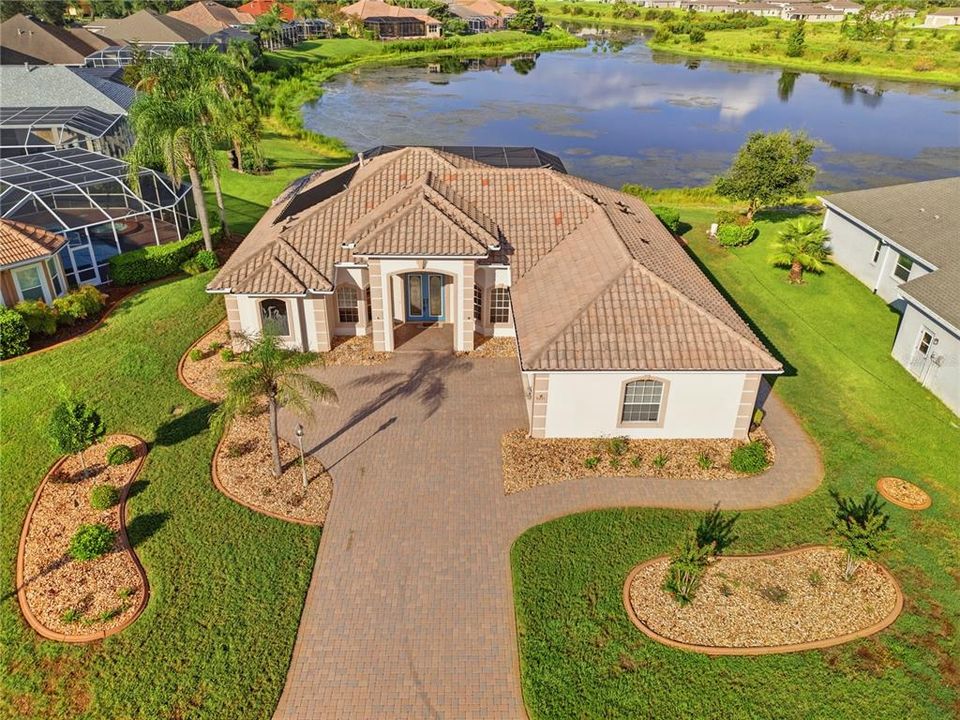 En Venta: $479,000 (3 camas, 2 baños, 2439 Pies cuadrados)