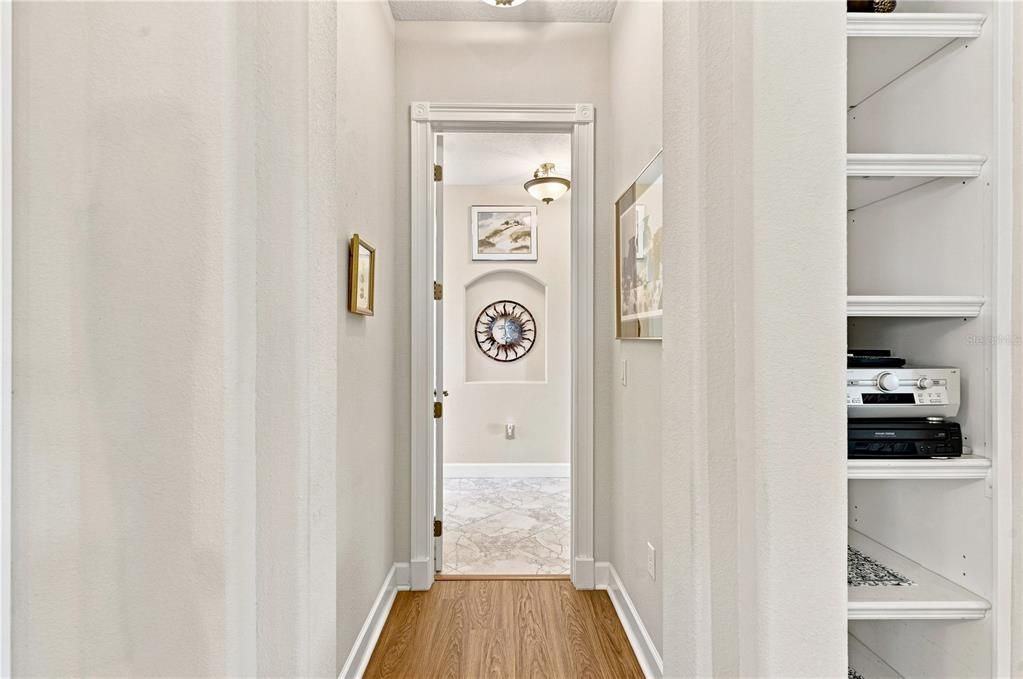 En Venta: $479,000 (3 camas, 2 baños, 2439 Pies cuadrados)