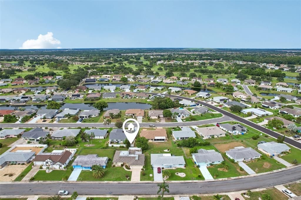 For Sale: $299,900 (2 beds, 2 baths, 1727 Square Feet)