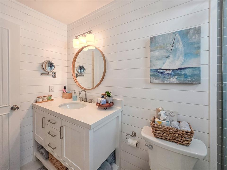 For Sale: $609,000 (3 beds, 2 baths, 1389 Square Feet)