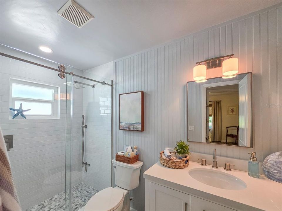 For Sale: $609,000 (3 beds, 2 baths, 1389 Square Feet)