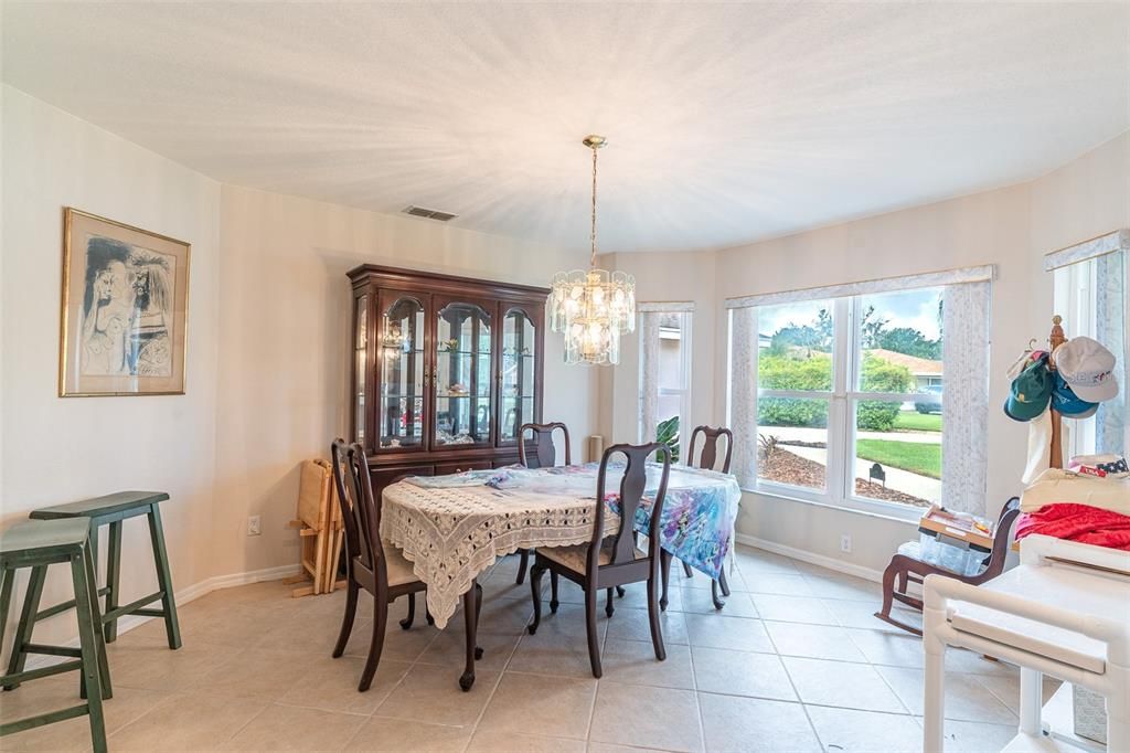 For Sale: $525,000 (3 beds, 3 baths, 2128 Square Feet)