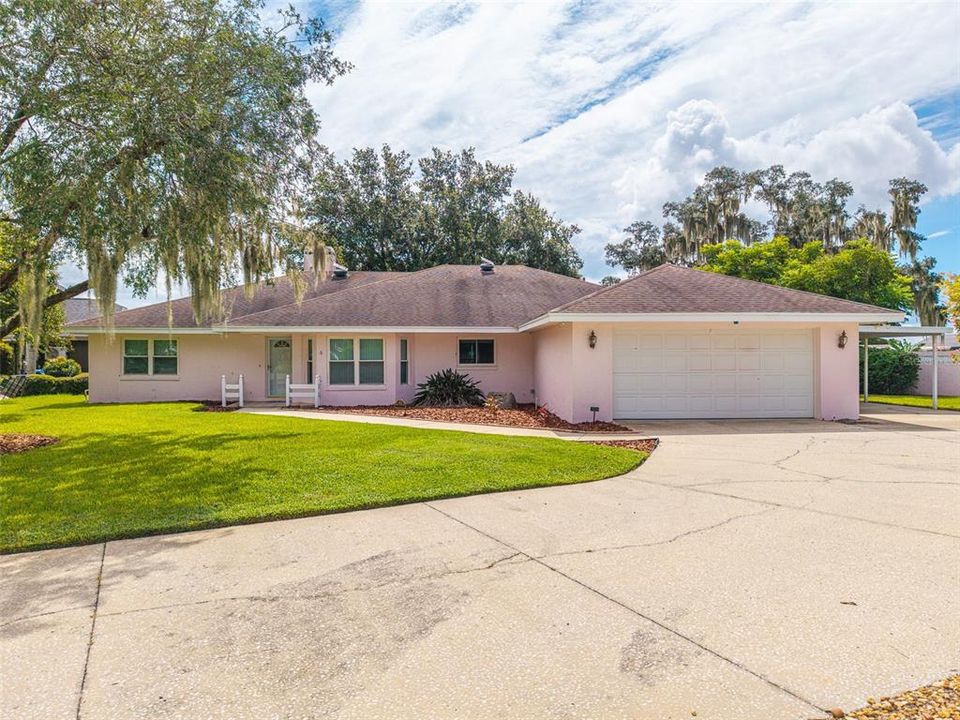For Sale: $525,000 (3 beds, 3 baths, 2128 Square Feet)