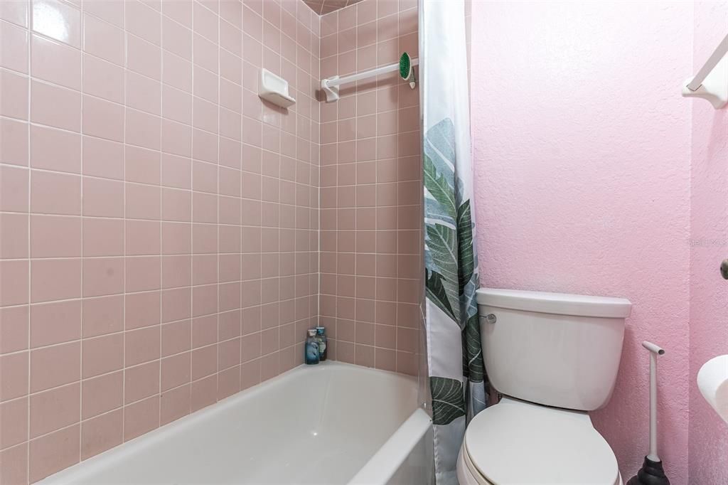 For Sale: $525,000 (3 beds, 3 baths, 2128 Square Feet)