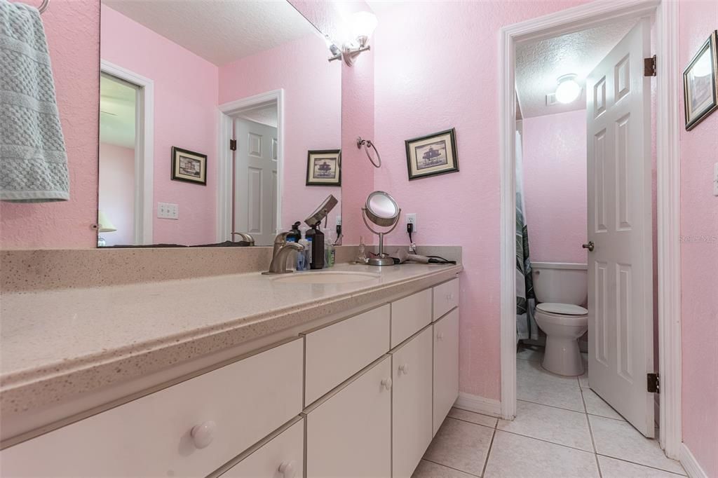 For Sale: $525,000 (3 beds, 3 baths, 2128 Square Feet)